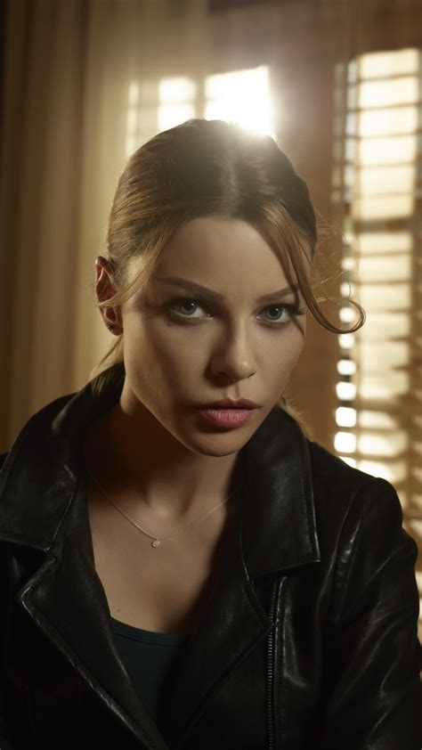 chloe decker lauren german.